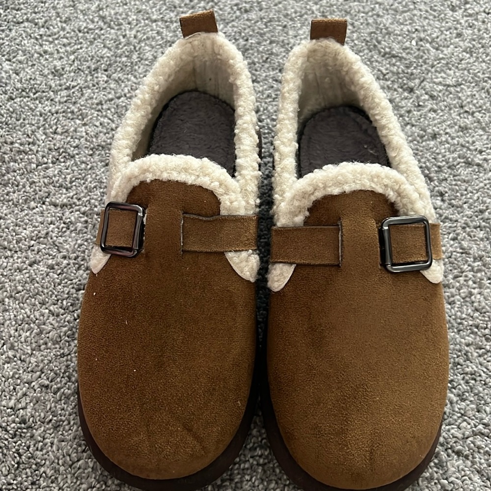 Slippers